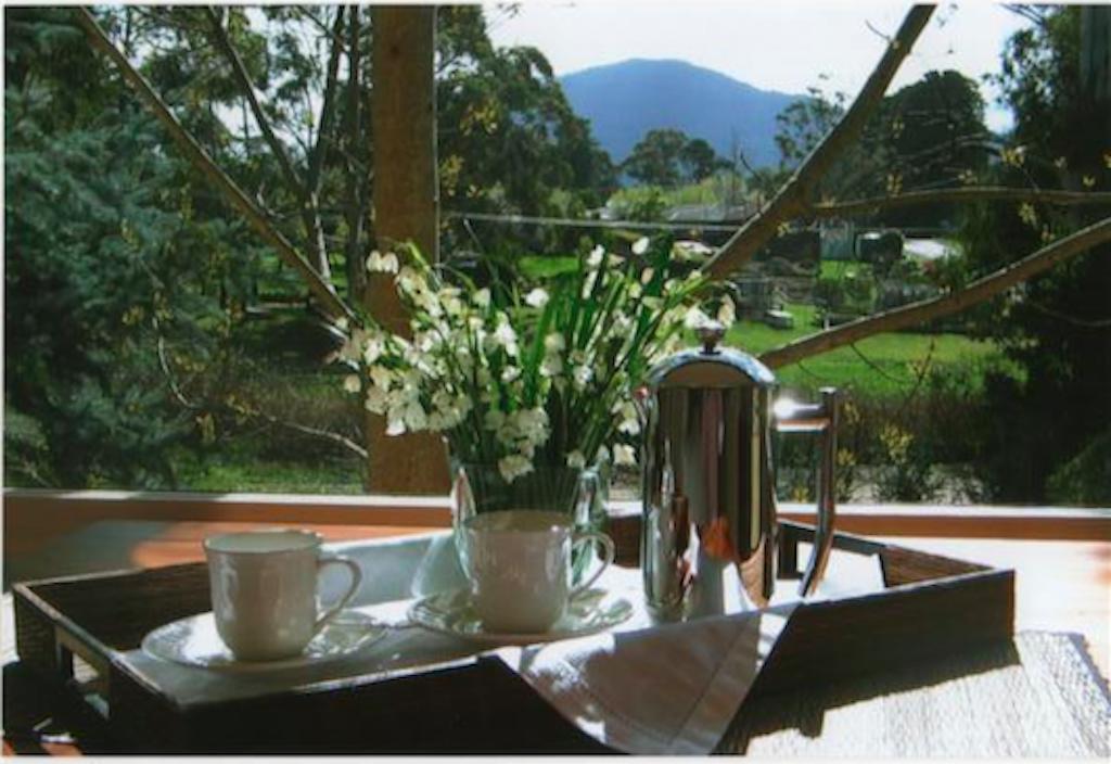 Hollyhock Acomodação com café da manhã Macedon Exterior foto
