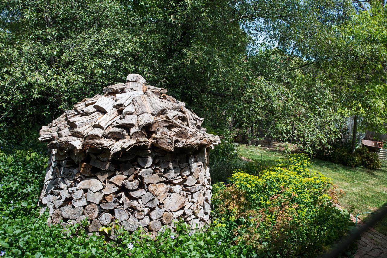 Hollyhock Acomodação com café da manhã Macedon Exterior foto